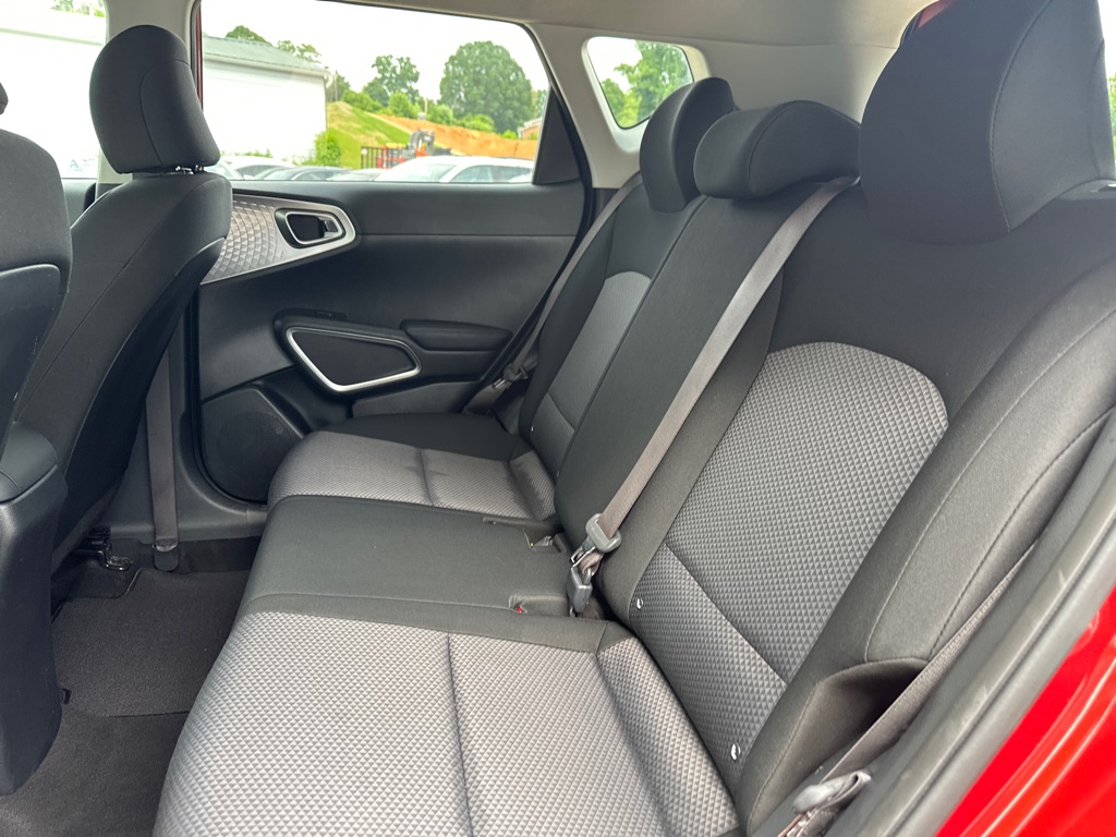 Photo 16 of this KIA SOUL