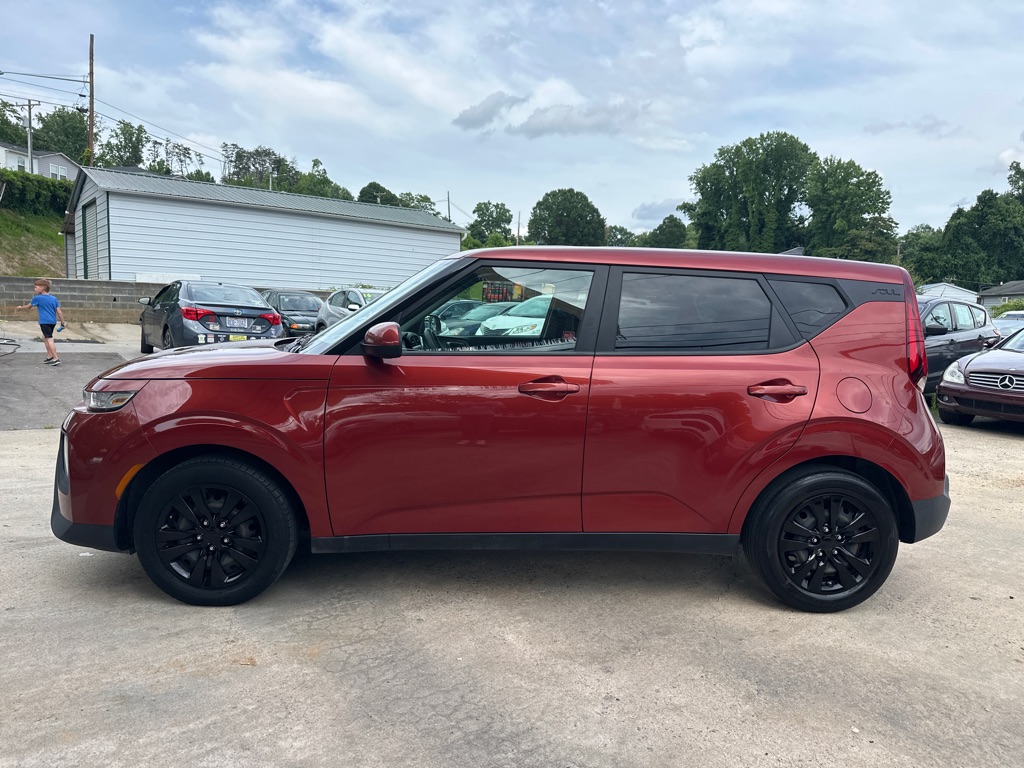 Photo 2 of this KIA SOUL