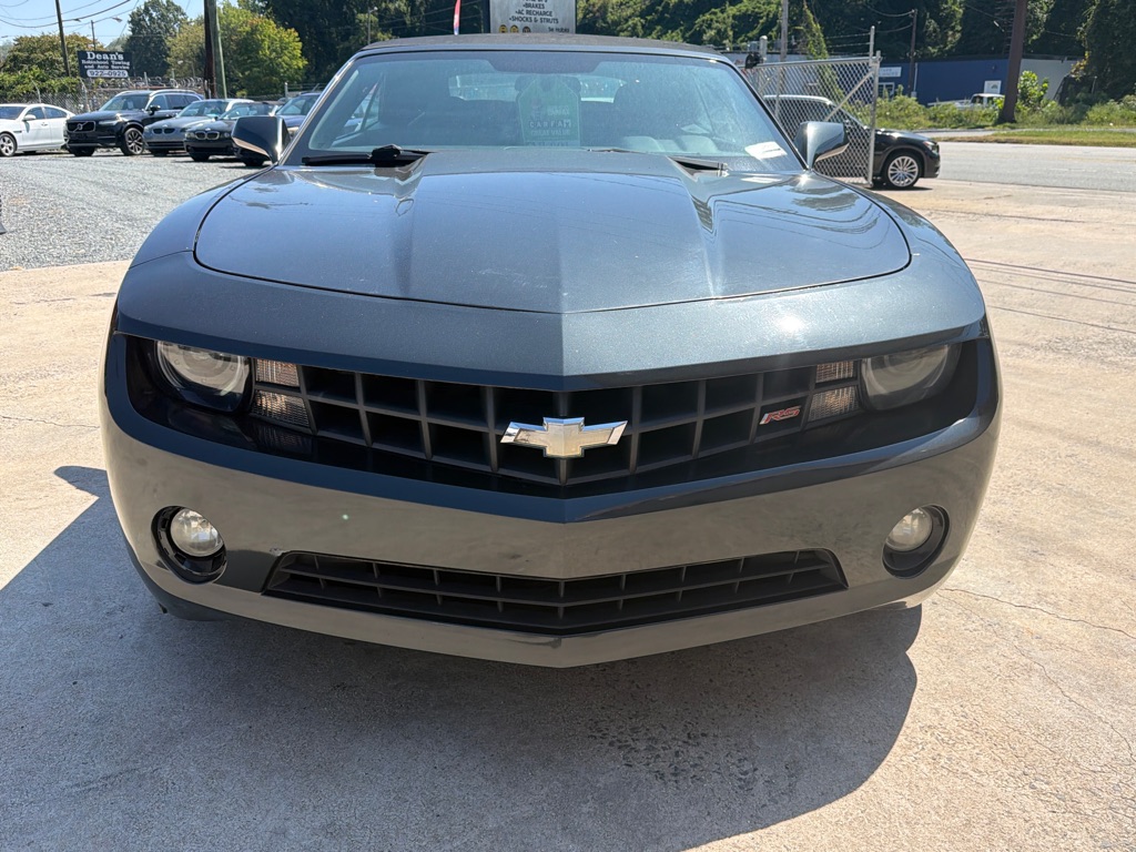 Photo 2 of this CHEVROLET CAMARO