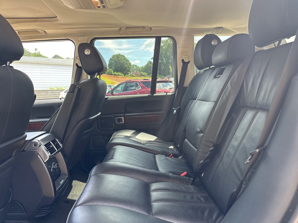 Photo 16 of this LAND ROVER RANGE ROVER