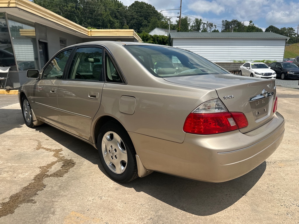 Photo 8 of this TOYOTA AVALON
