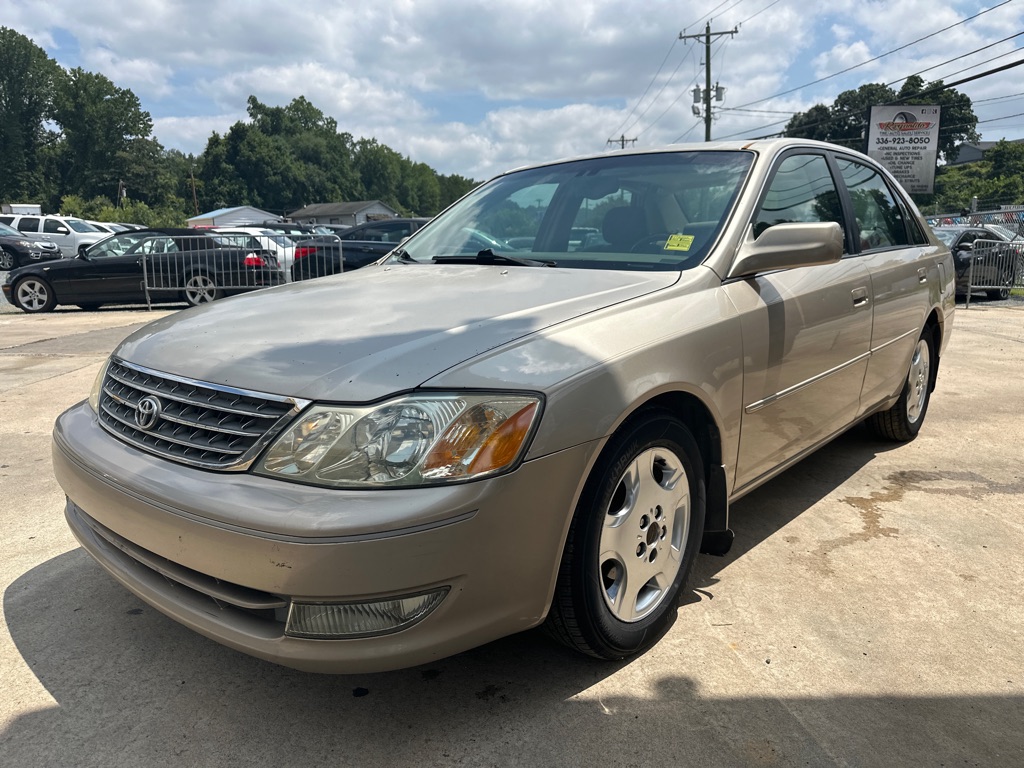 2003 TOYOTA AVALON