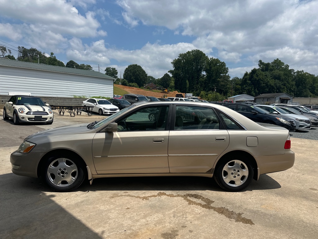Photo 2 of this TOYOTA AVALON