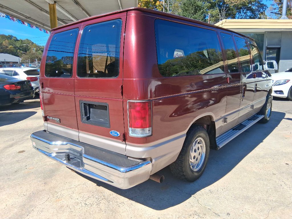 Photo 6 of this FORD ECONOLINE