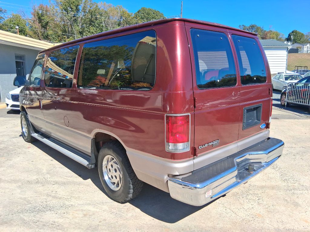 Photo 10 of this FORD ECONOLINE