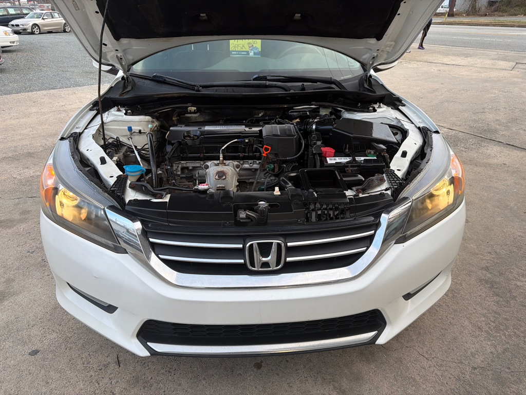 Photo 12 of this HONDA ACCORD