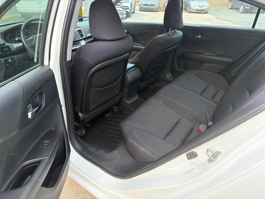 Photo 8 of this HONDA ACCORD