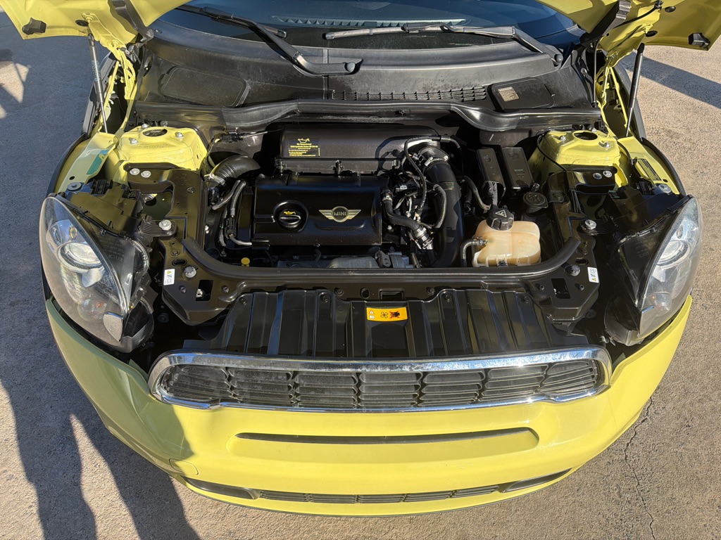 Photo 18 of this MINI COOPER