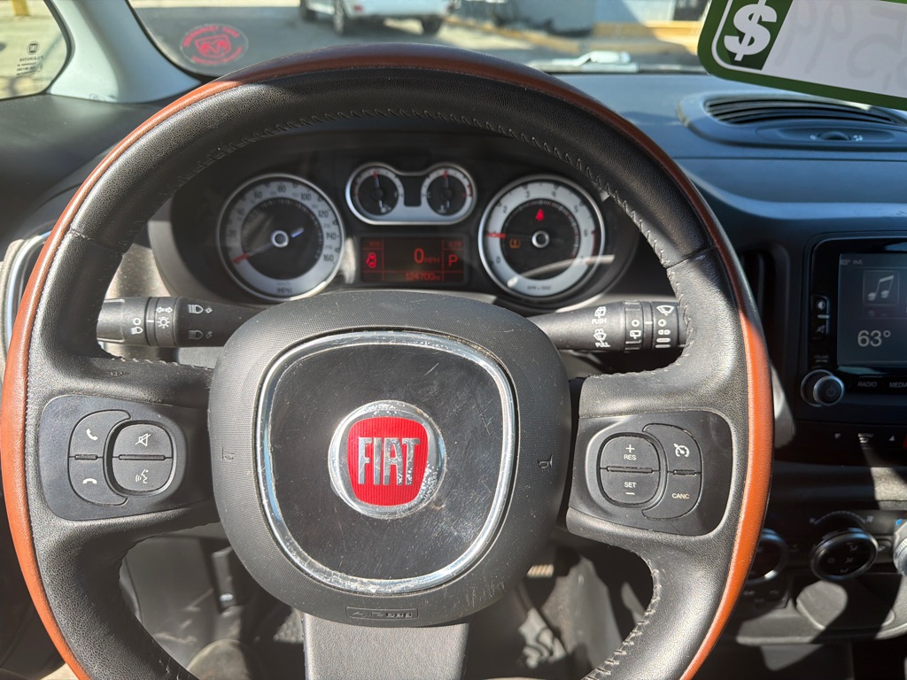 Photo 12 of this FIAT 500L