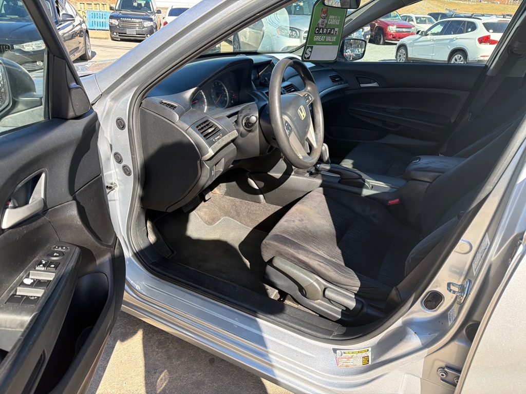 Photo 8 of this HONDA ACCORD