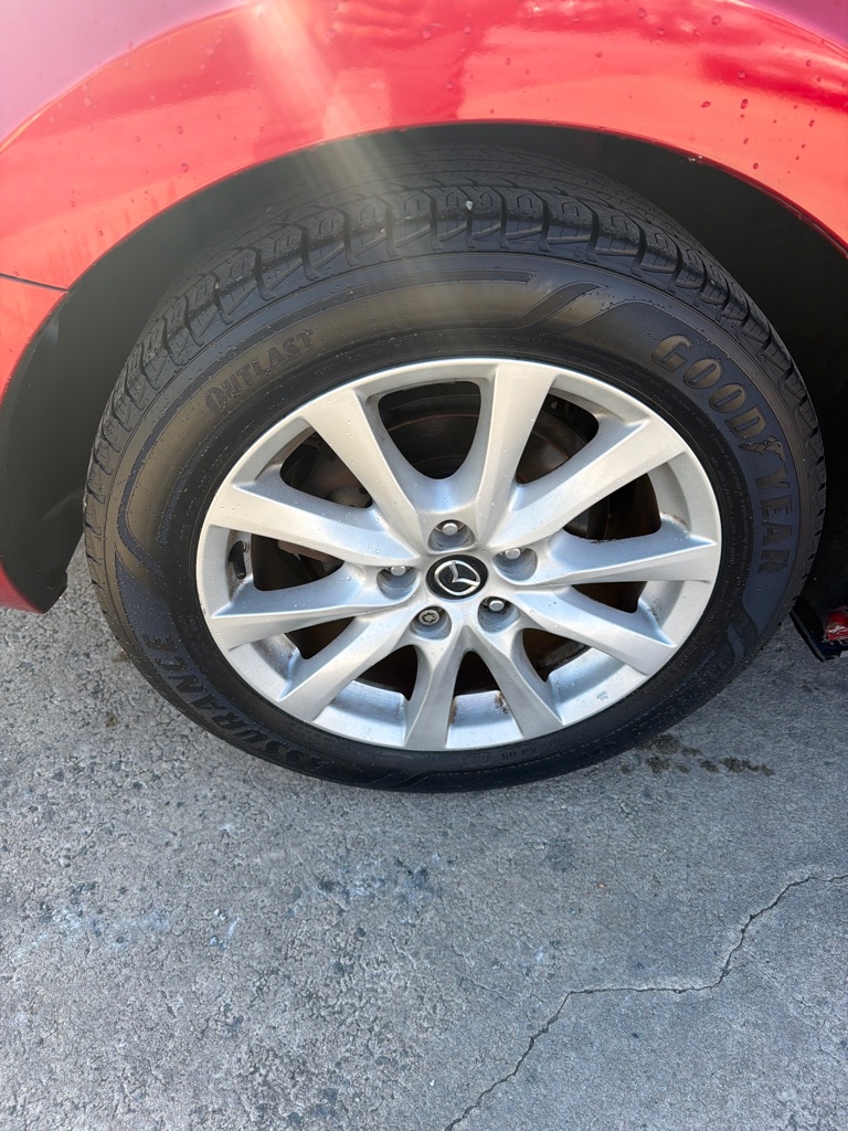 Photo 8 of this MAZDA 6