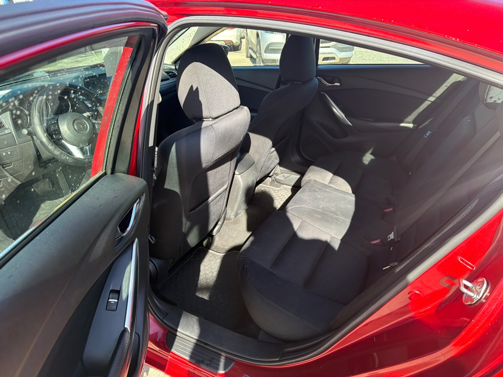 Photo 10 of this MAZDA 6