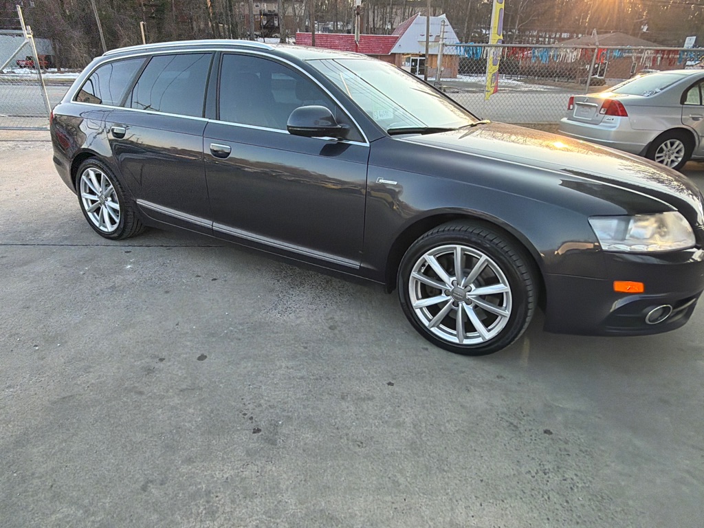 Photo 8 of this AUDI A6