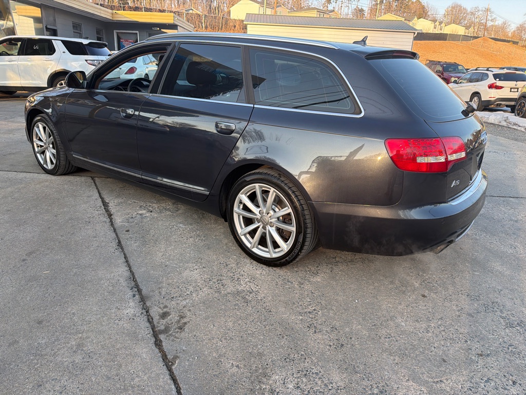 Photo 5 of this AUDI A6