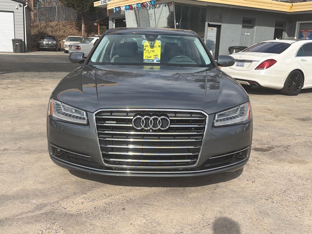 Photo 2 of this AUDI A8