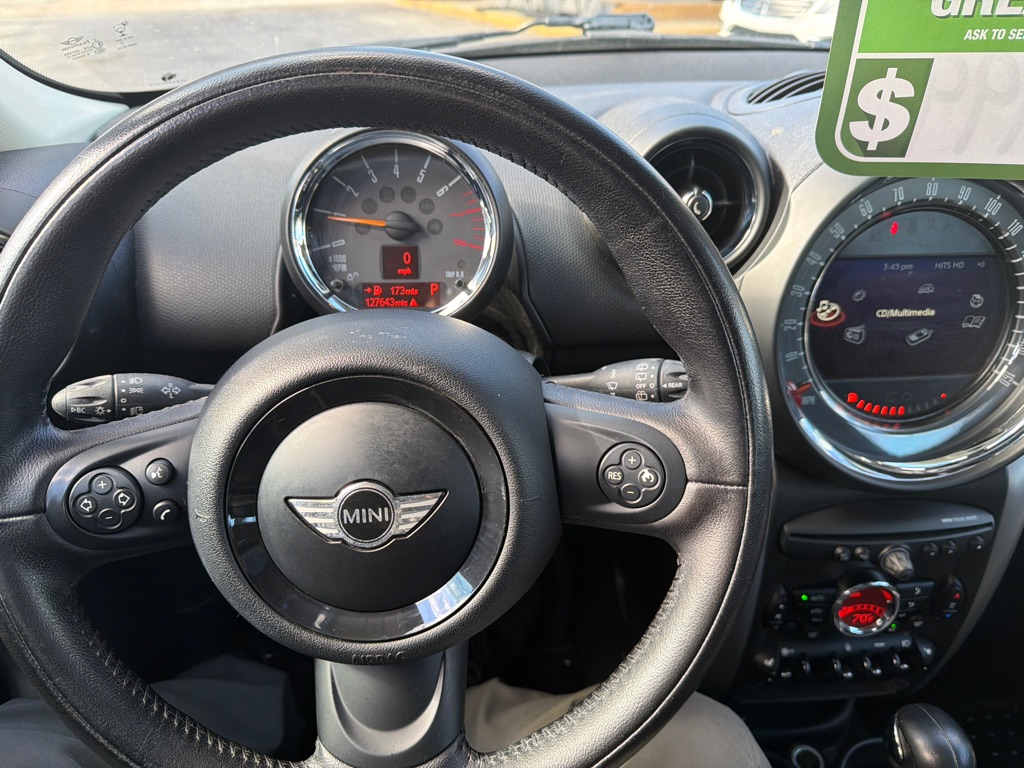 Photo 13 of this MINI COOPER