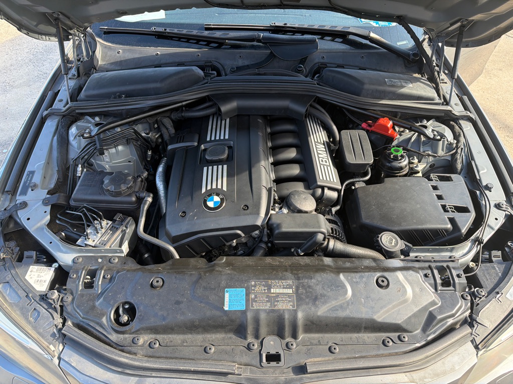 Photo 18 of this BMW 528