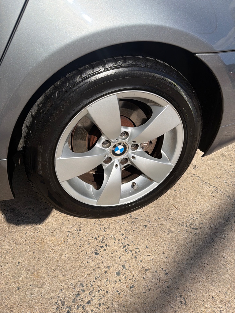Photo 9 of this BMW 528