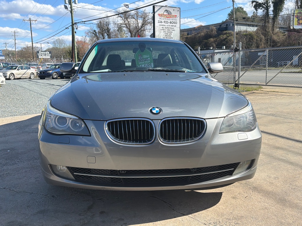 Photo 2 of this BMW 528