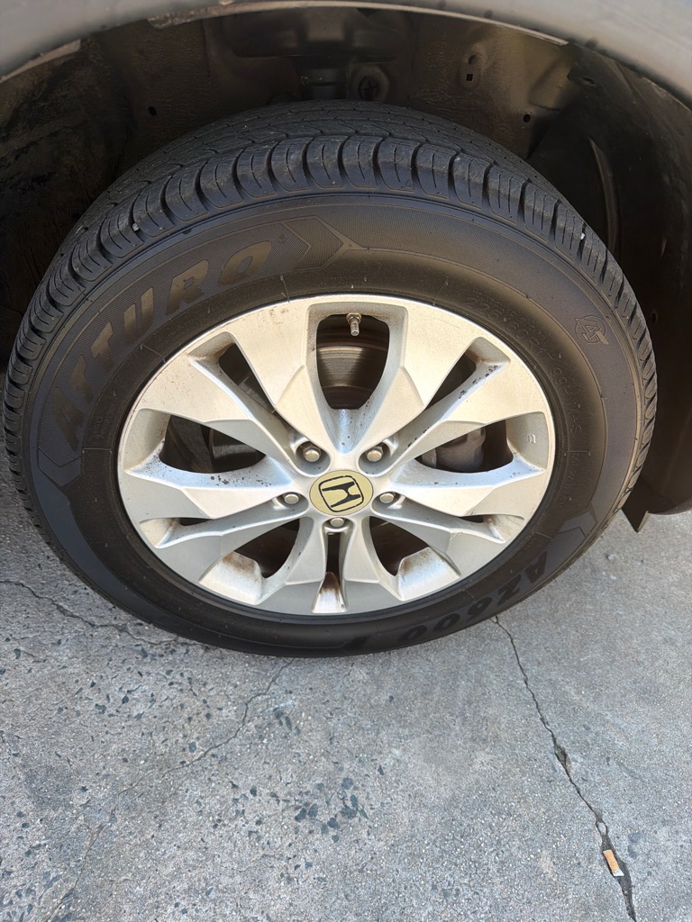 Photo 9 of this HONDA CR-V