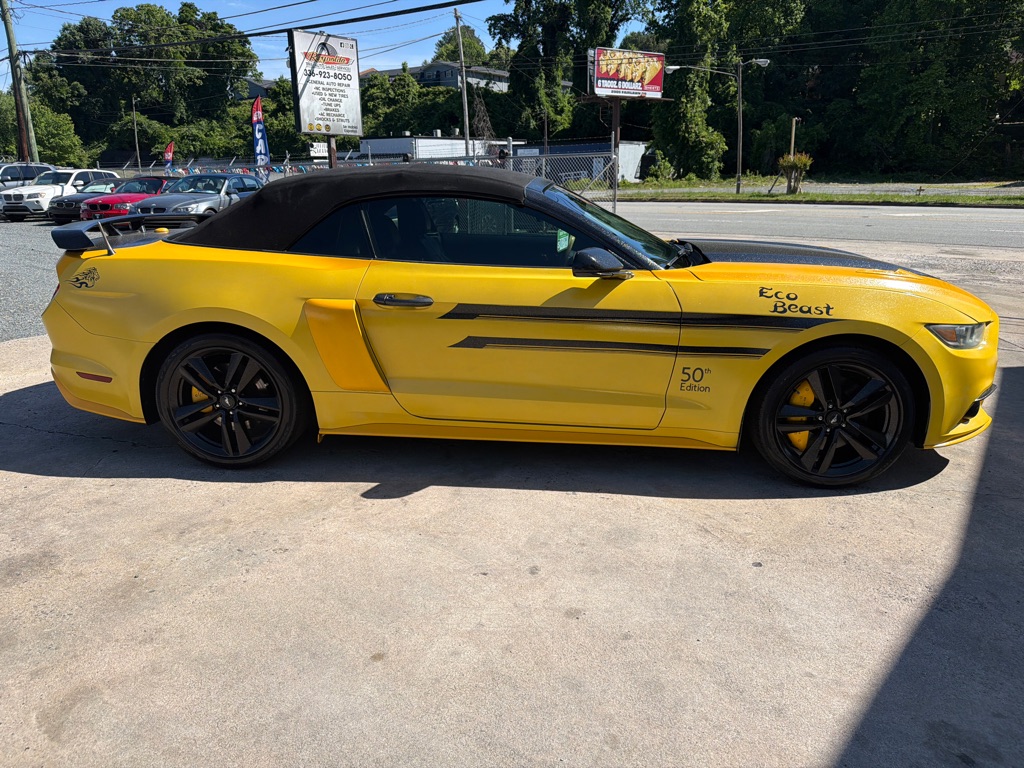 Photo 8 of this FORD MUSTANG