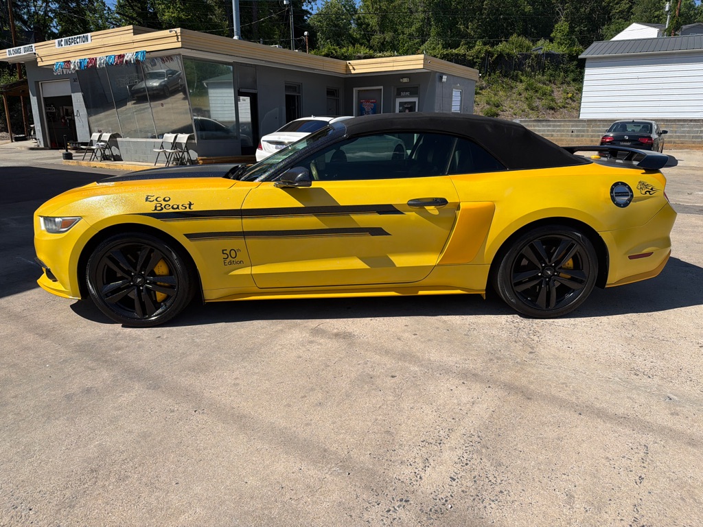 Photo 4 of this FORD MUSTANG