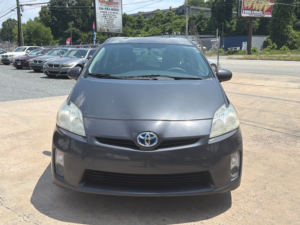 Photo 2 of this TOYOTA PRIUS