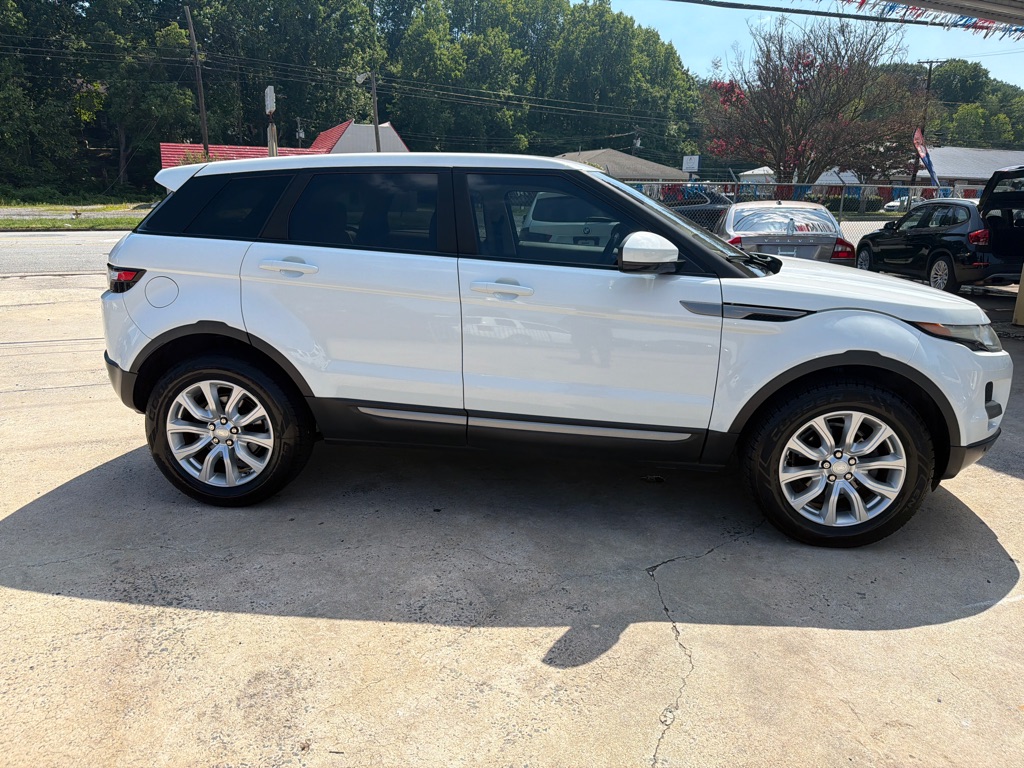 Photo 8 of this LAND ROVER RANGE ROVER EVO