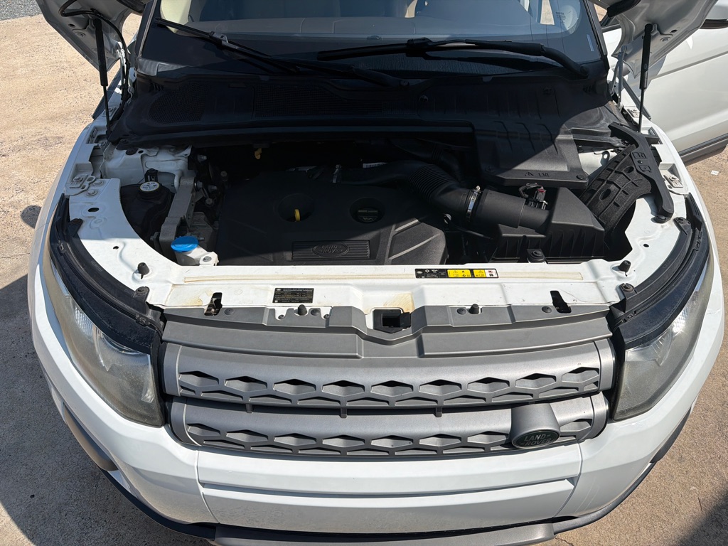 Photo 18 of this LAND ROVER RANGE ROVER EVO