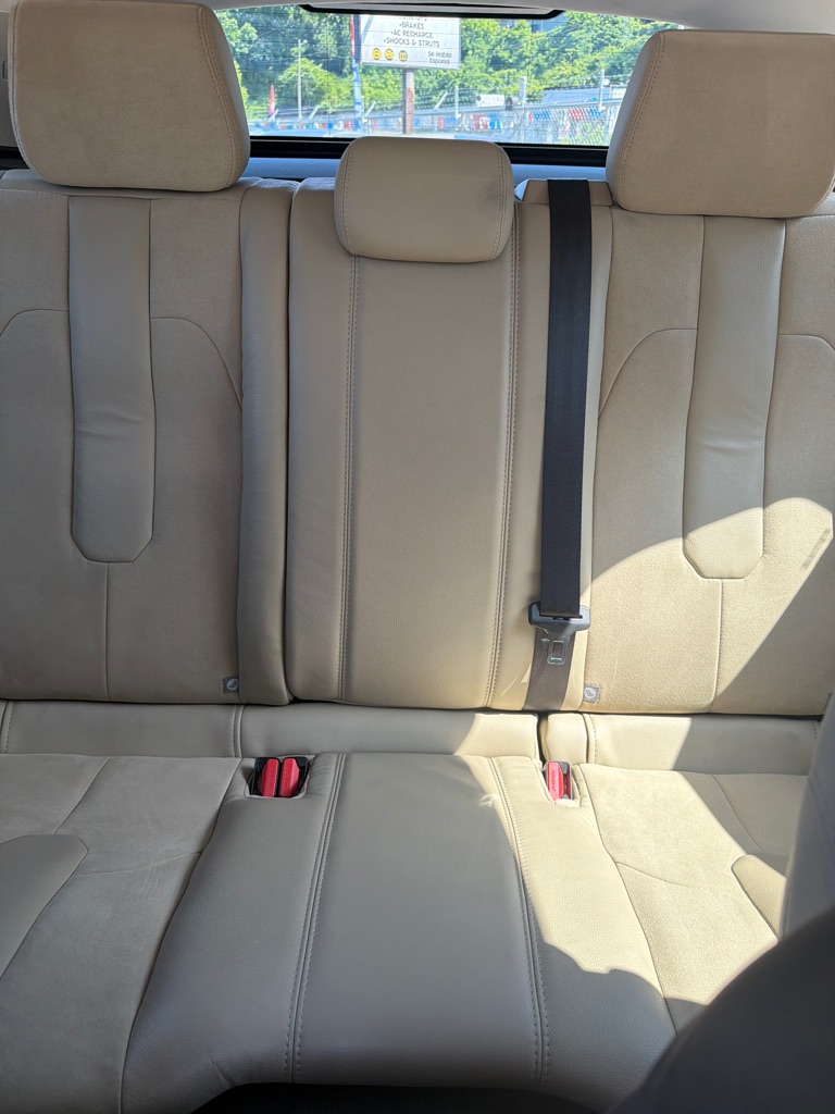 Photo 17 of this LAND ROVER RANGE ROVER EVO