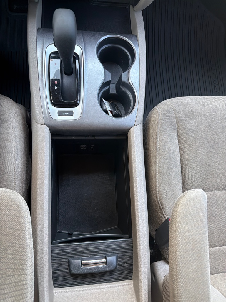 Photo 19 of this HONDA PILOT