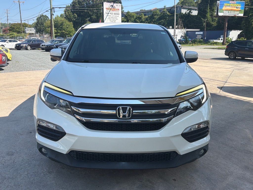 Photo 2 of this HONDA PILOT