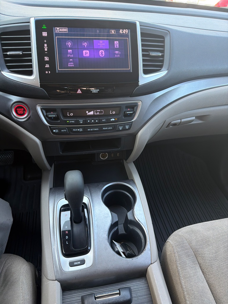 Photo 16 of this HONDA PILOT