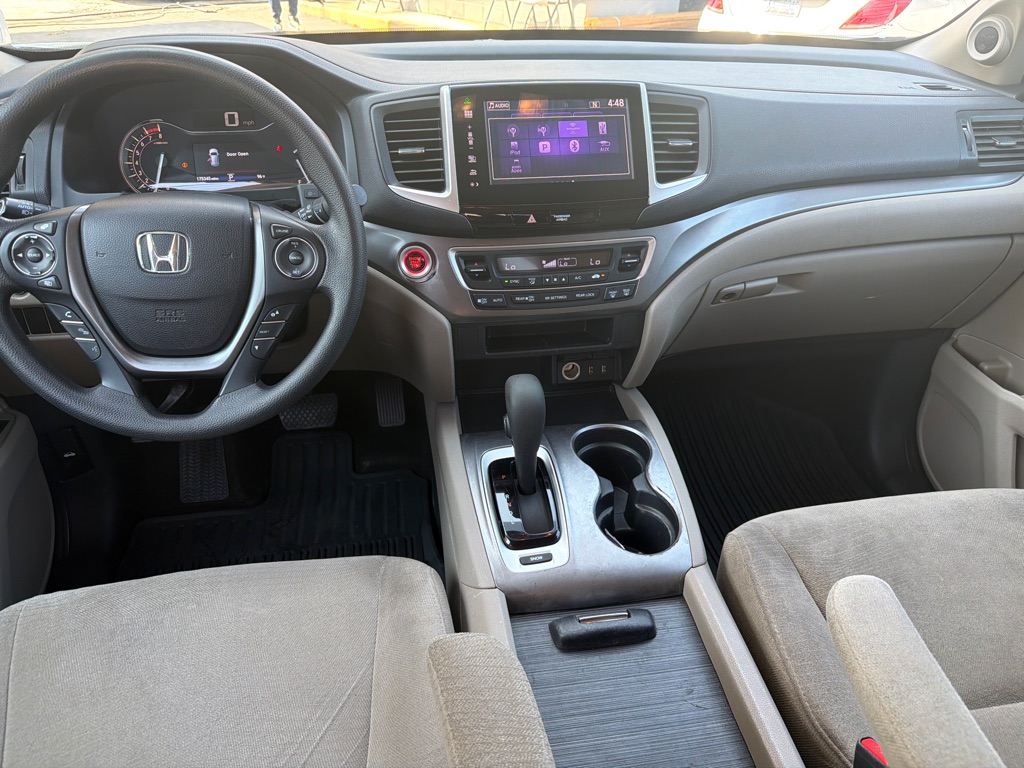 Photo 13 of this HONDA PILOT