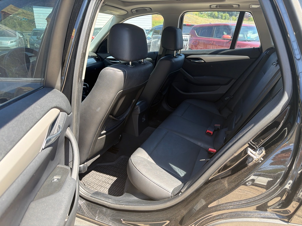 Photo 11 of this BMW X1