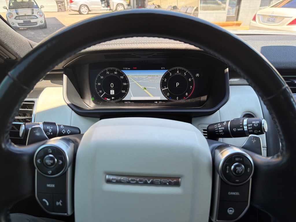 Photo 19 of this LAND ROVER DISCOVERY