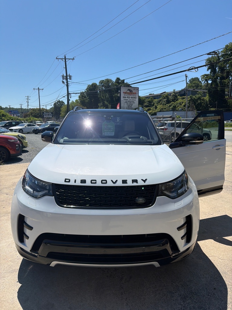 Photo 24 of this LAND ROVER DISCOVERY