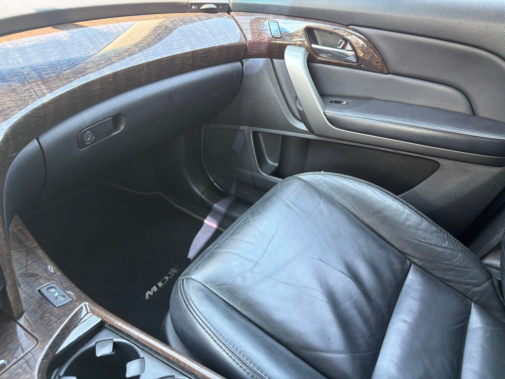 Photo 15 of this ACURA MDX