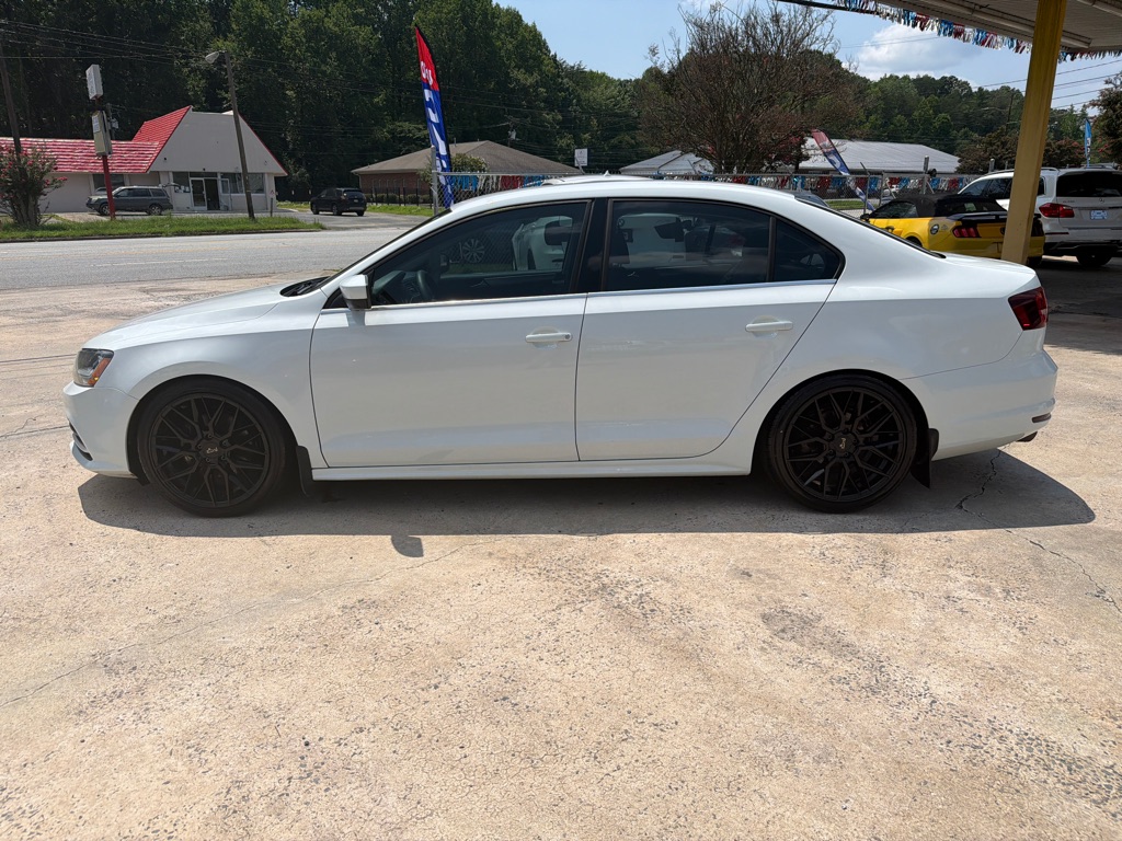 Photo 4 of this VOLKSWAGEN JETTA