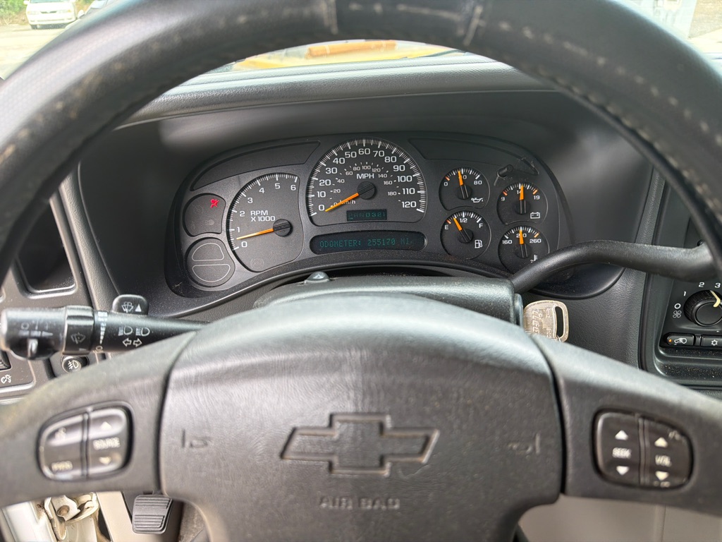 Photo 14 of this CHEVROLET AVALANCHE