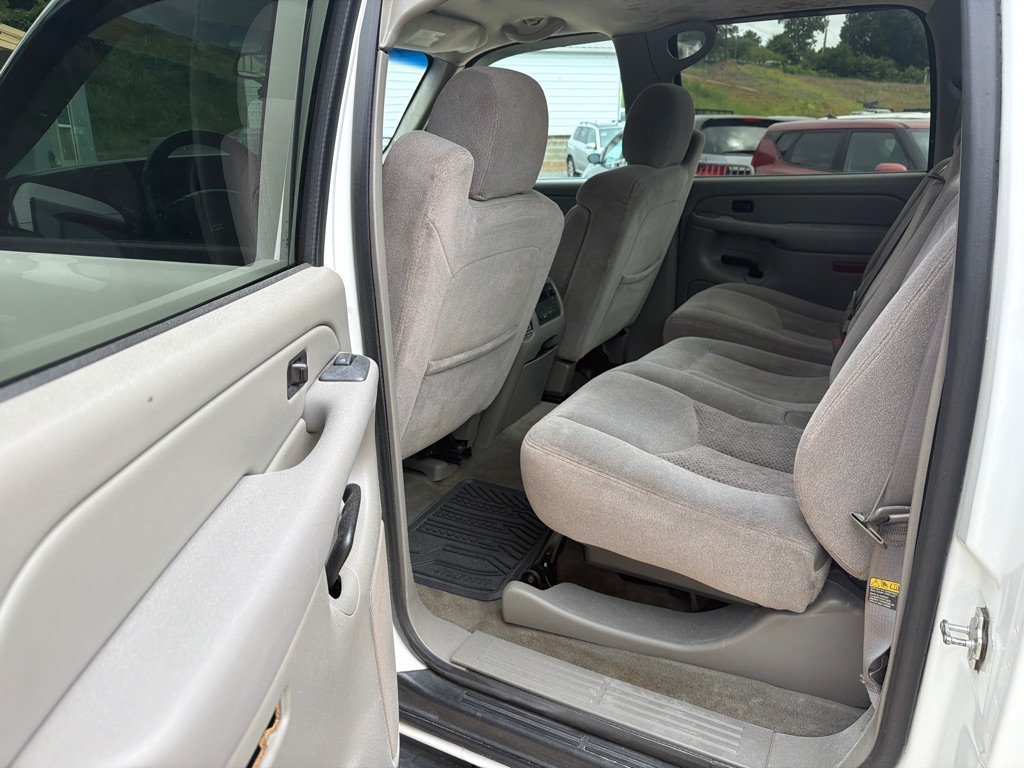 Photo 11 of this CHEVROLET AVALANCHE