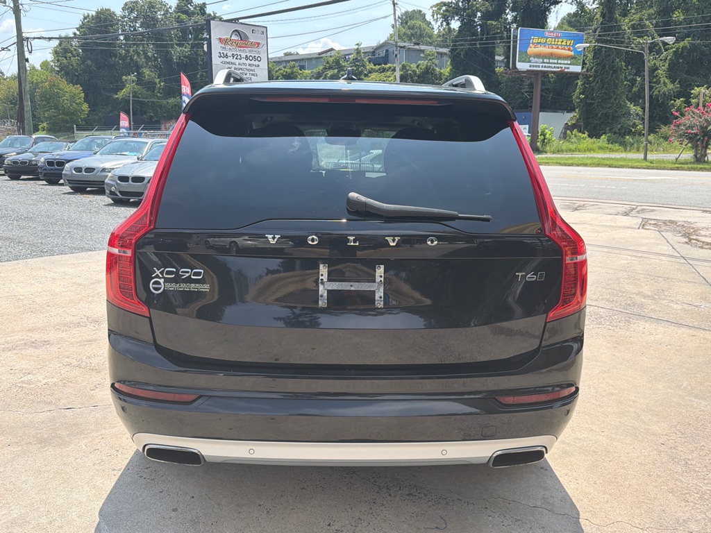 Photo 6 of this VOLVO XC90