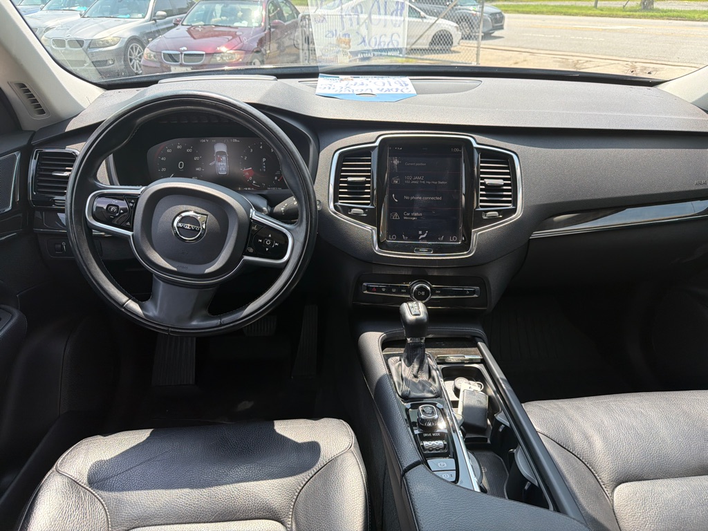 Photo 14 of this VOLVO XC90