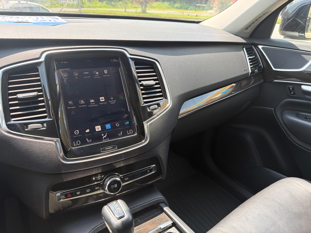 Photo 18 of this VOLVO XC90