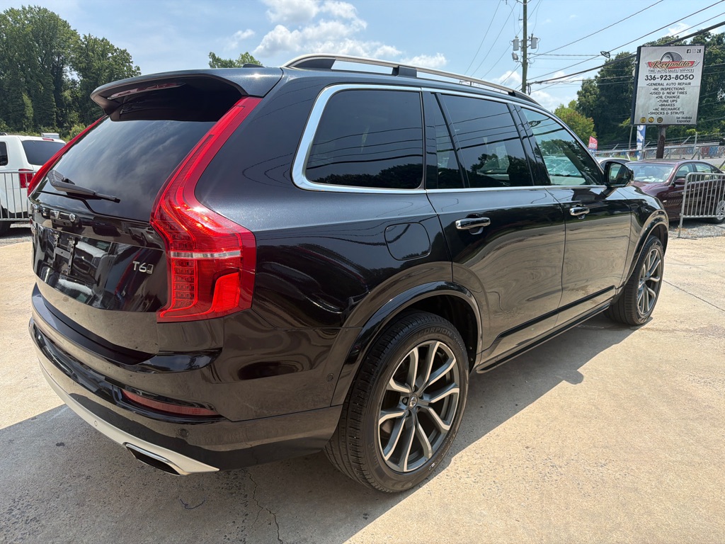 Photo 7 of this VOLVO XC90