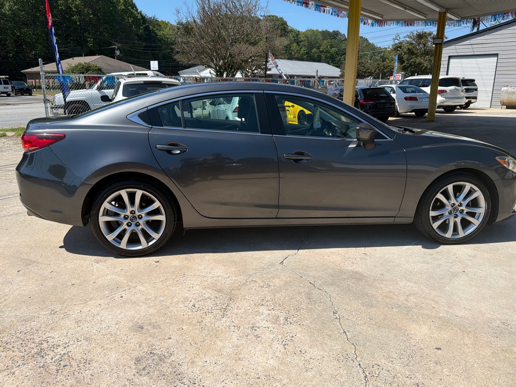 Photo 8 of this MAZDA 6