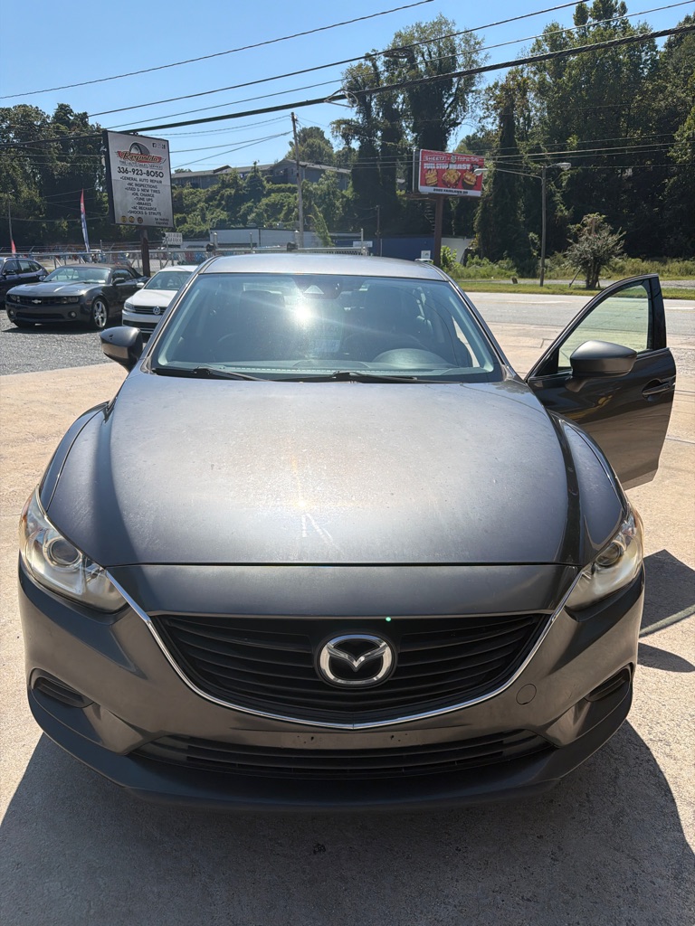 Photo 19 of this MAZDA 6
