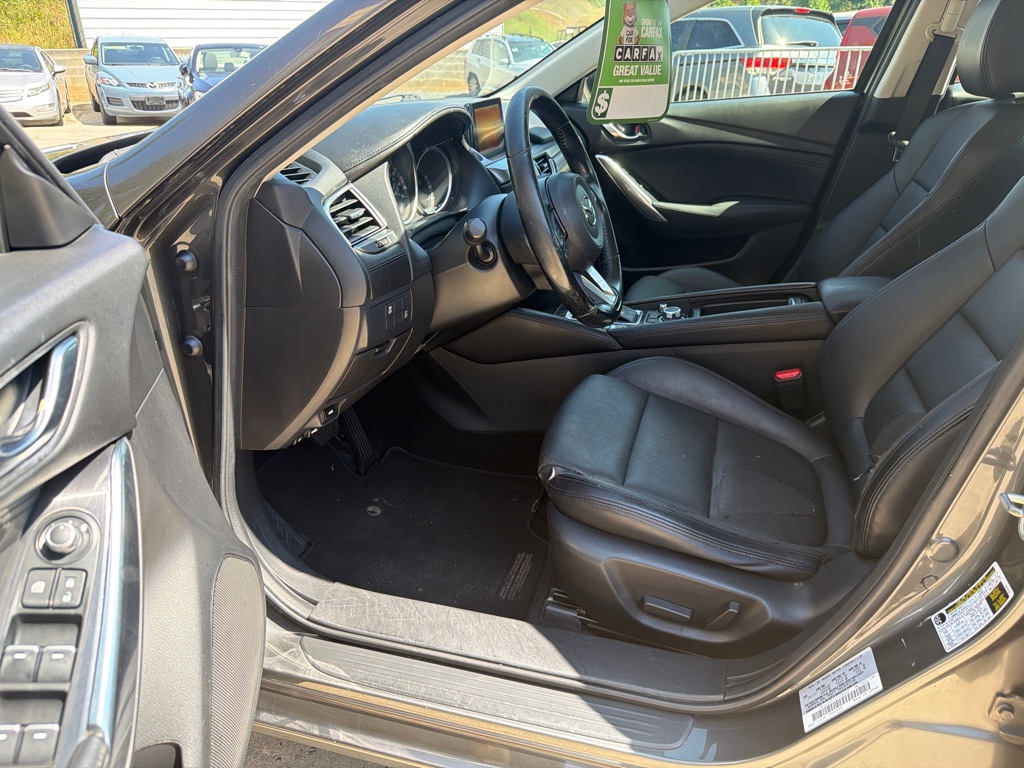 Photo 12 of this MAZDA 6