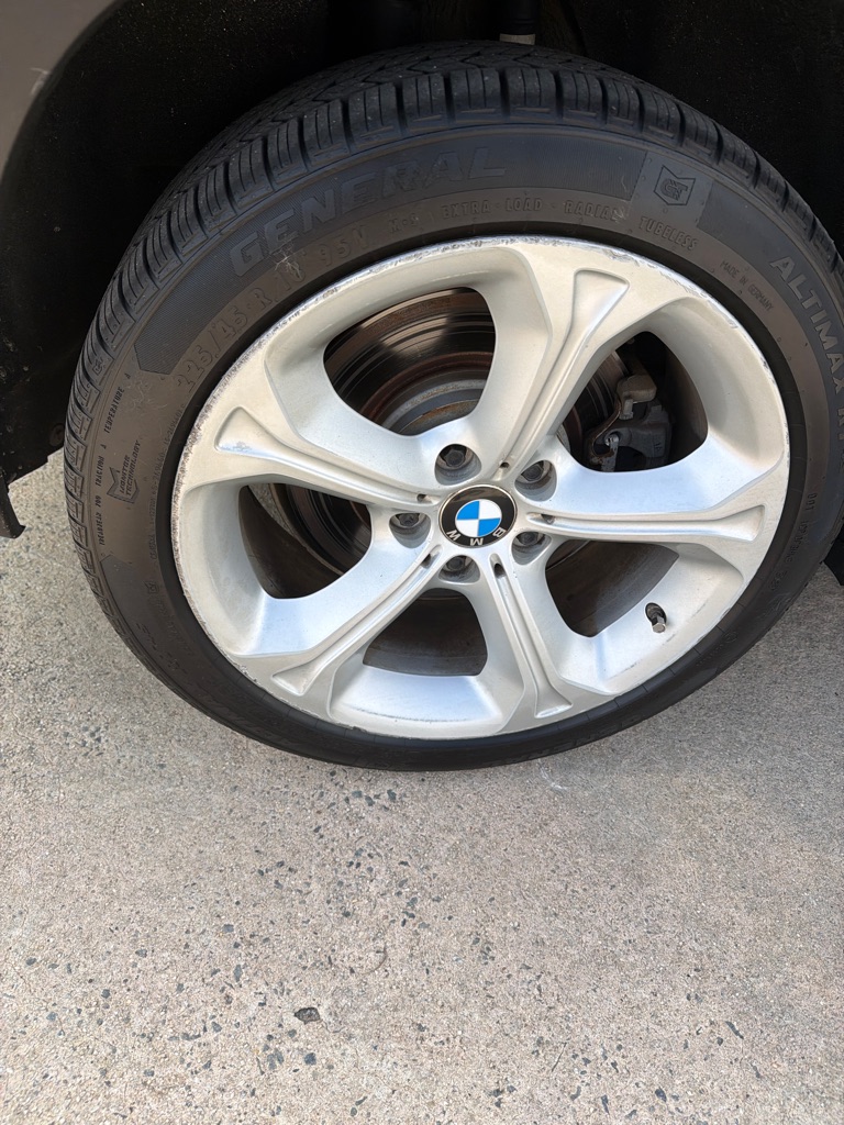 Photo 9 of this BMW X1