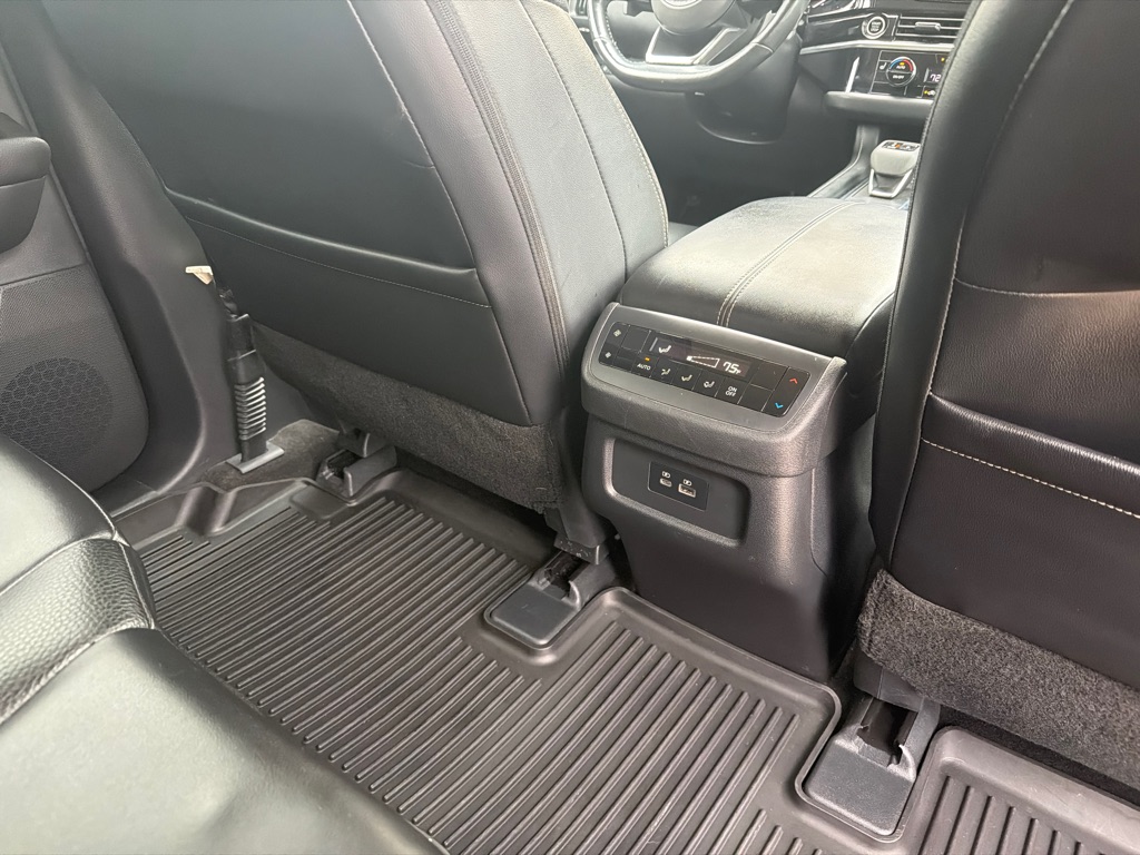 Photo 12 of this NISSAN PATHFINDER